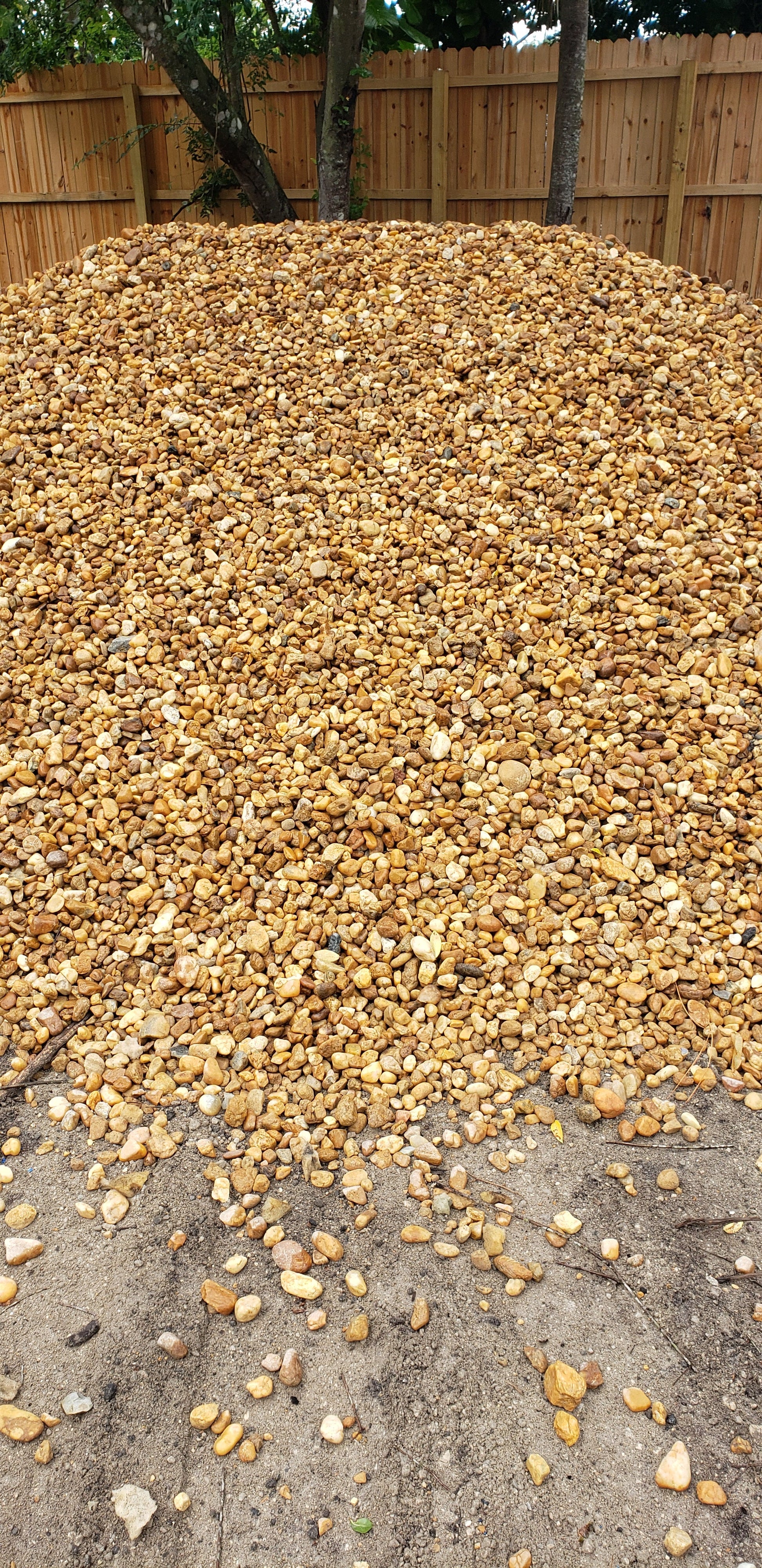 brown-round-rock-1-to-1-1-inch-smart-choice-premium-aggregates