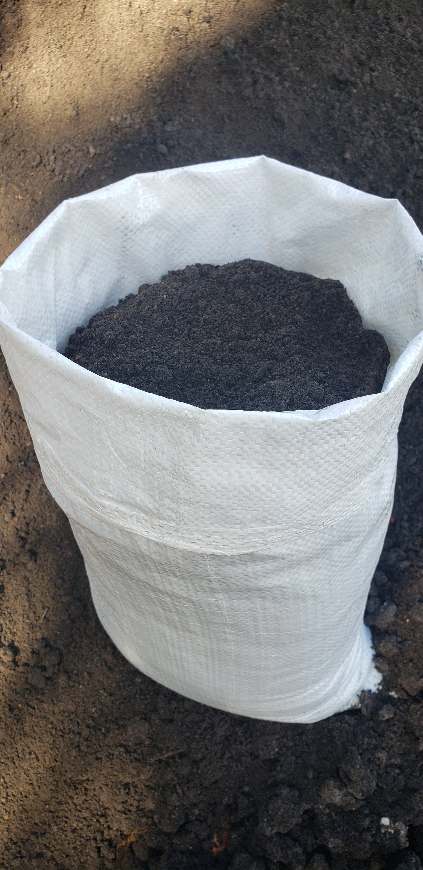 Soil - Smart Choice Premium Soil Florida screened top at Mulch and