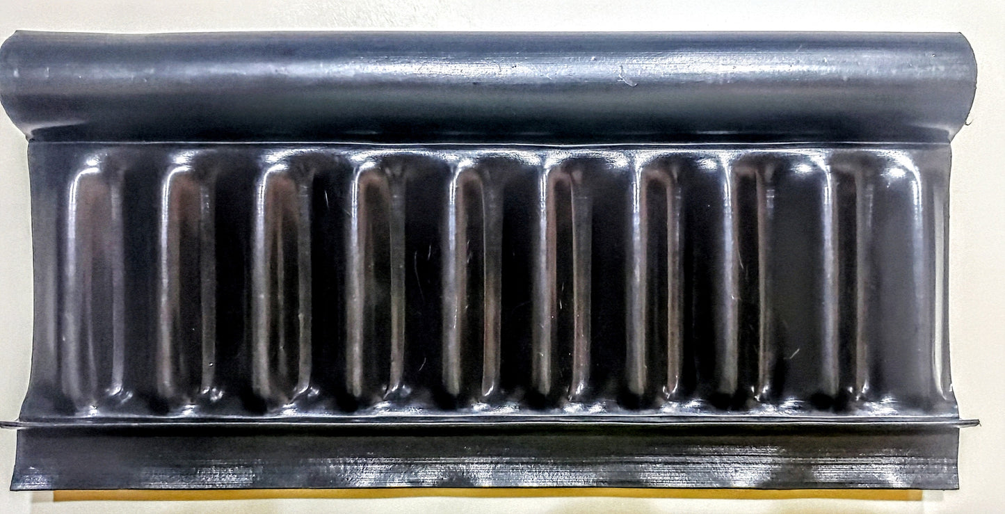 Alpha Edge professional landscape edging 20 foot strip for clean mulch and rock borders.