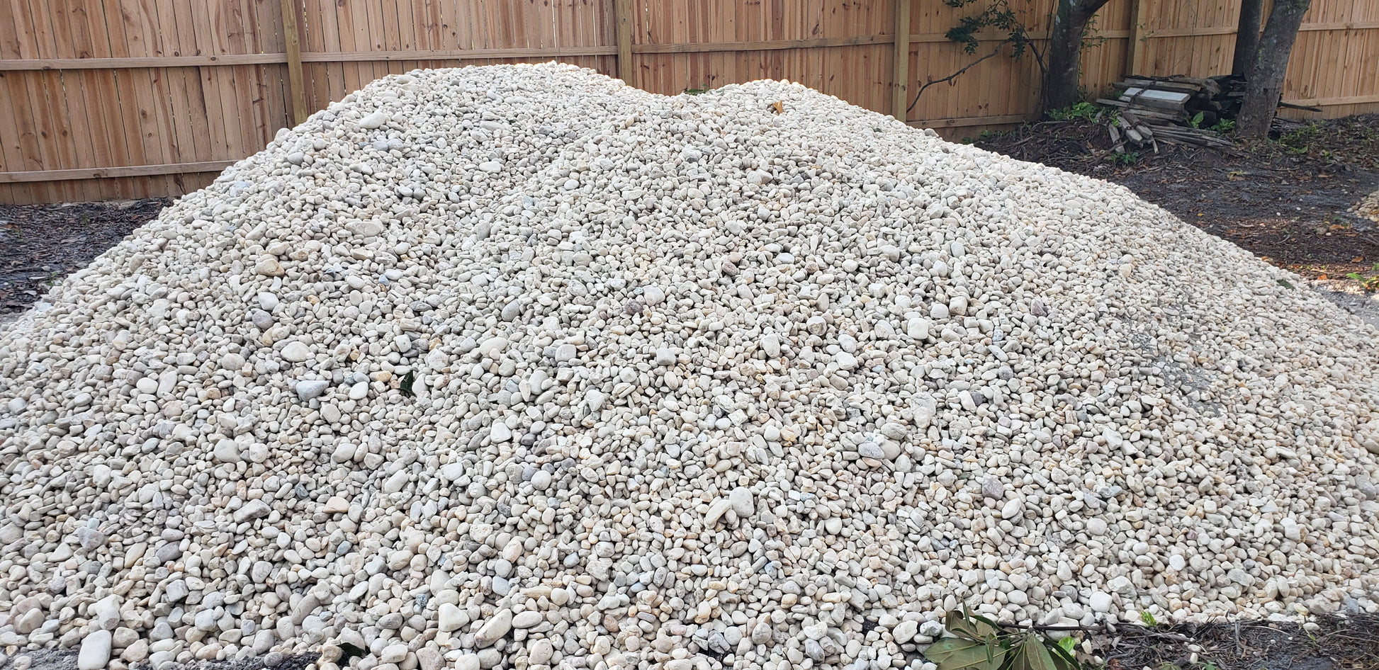 Bulk White River Rock 1" to 1.5" pile for landscaping, gardens, flower beds, and pathways, clean and high-quality material from Mulch and Stuff